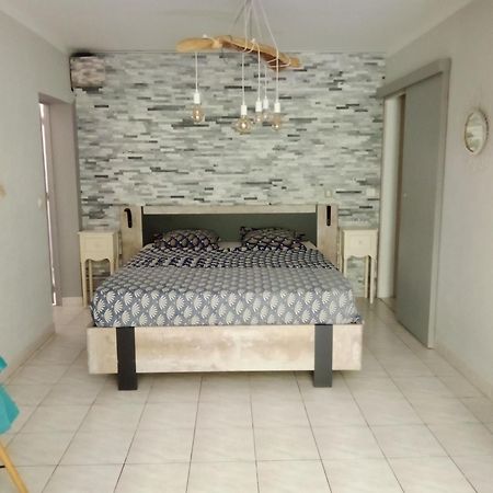 Jardin Et Bambous, Studio Cosy, Classe 2 Etoiles Марсилан Екстериор снимка