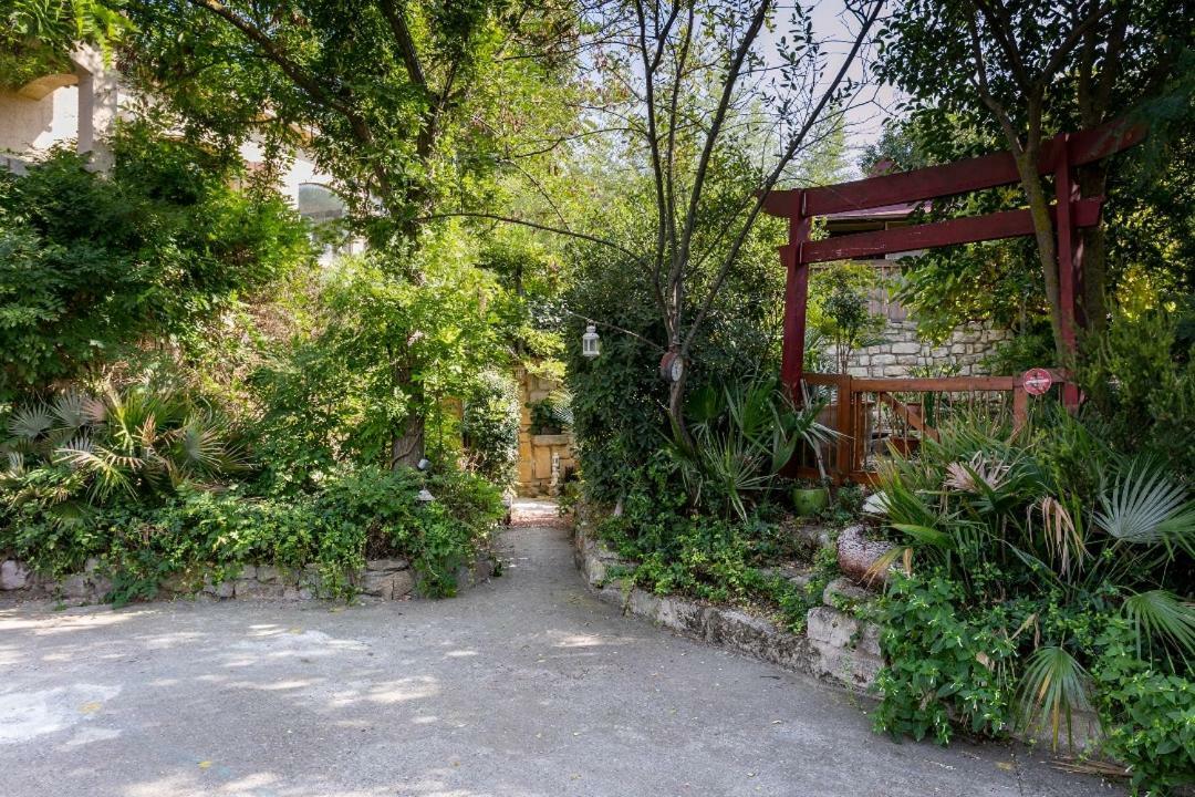 Jardin Et Bambous, Studio Cosy, Classe 2 Etoiles Марсилан Екстериор снимка